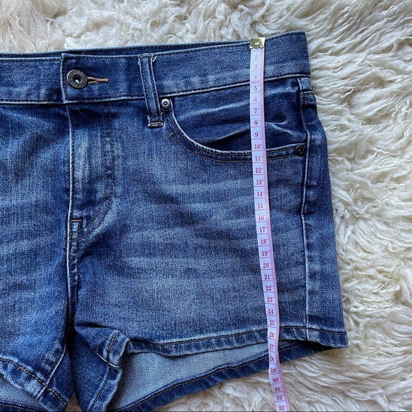 Uniqlo denim shorts - Picture 2 of 4